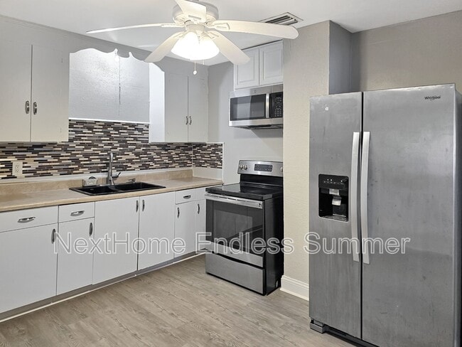 Photo - 2524 Forest Blvd