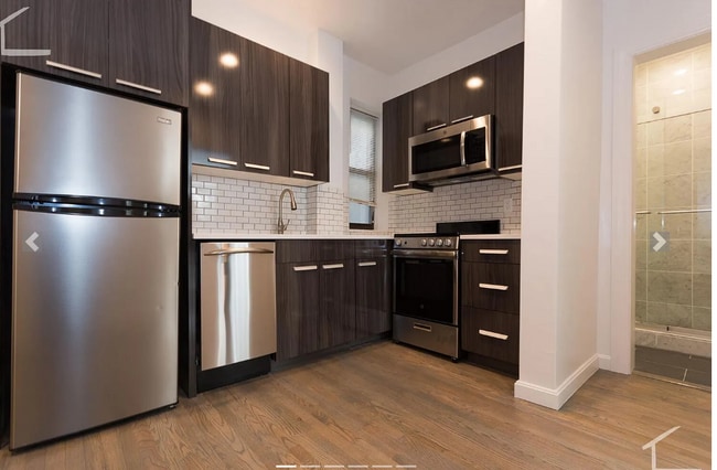 Building Photo - 11 Peterborough St Rental