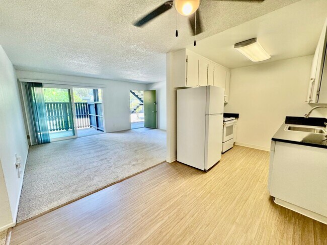 450 Alameda del Prado Unit I