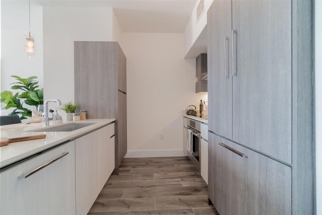 Photo - 111 SE 1st Ave Unidad 512