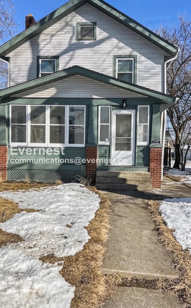 Building Photo - 2730 Elliott Ave