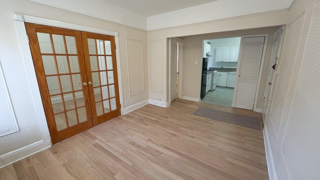 Building Photo - 31-44 35th Street