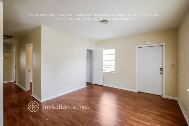 Photo - 1815 NE 178th St