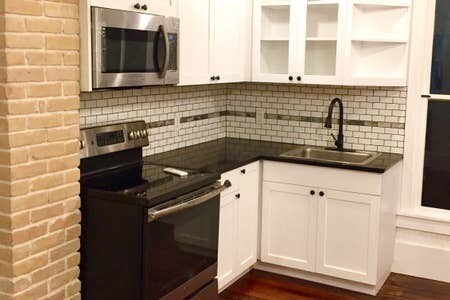 Nice new stove and microwave - 816 W Hopkins St Unit Apt A