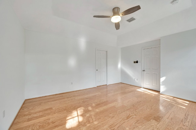 Photo - 1434 Chestnut Springs Ln