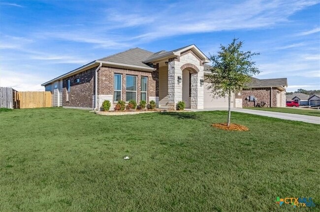 Photo - 703 Rivington Dr