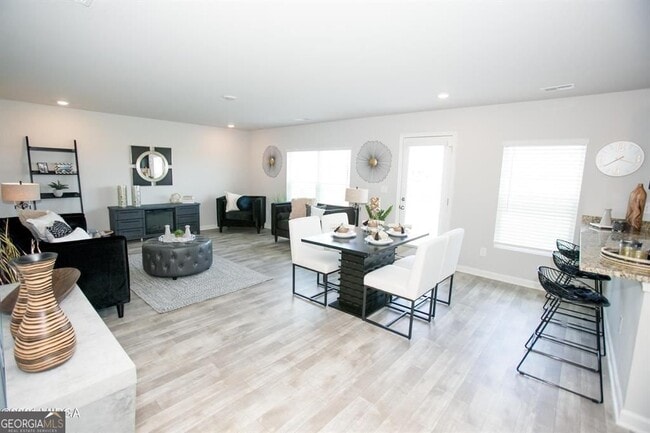 Photo - 178 Goodall Woods Dr