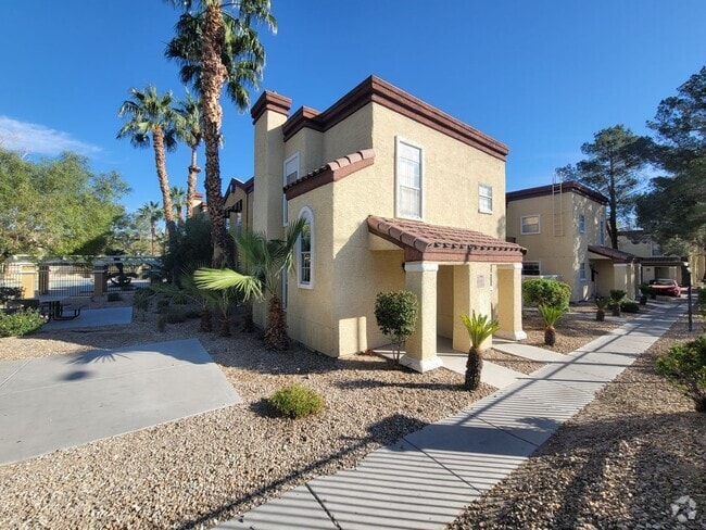 Building Photo - 2801 N Rainbow Blvd Rental