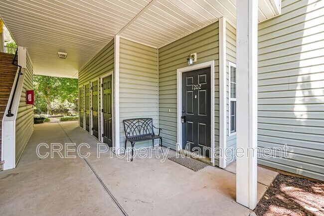 Photo - 1202 Grove Park Dr