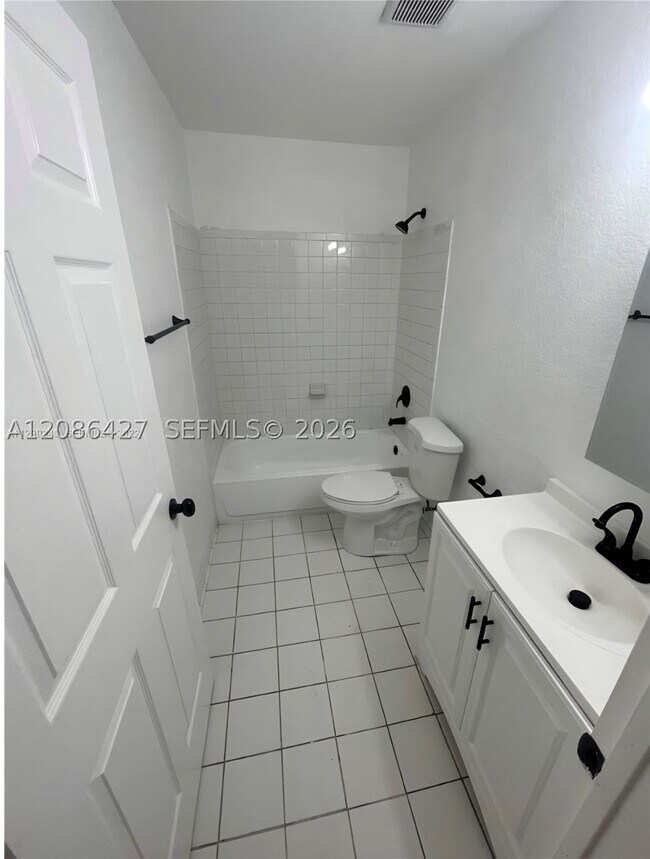 2150 NW 65th St Unit 2150