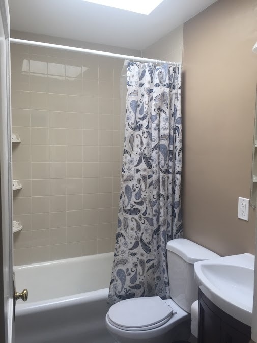 Photo - 1447 Parkwood Pl NW