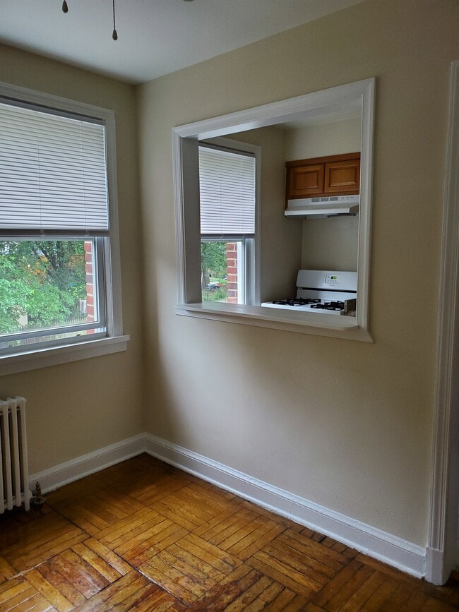 Garfield Court Apartments
