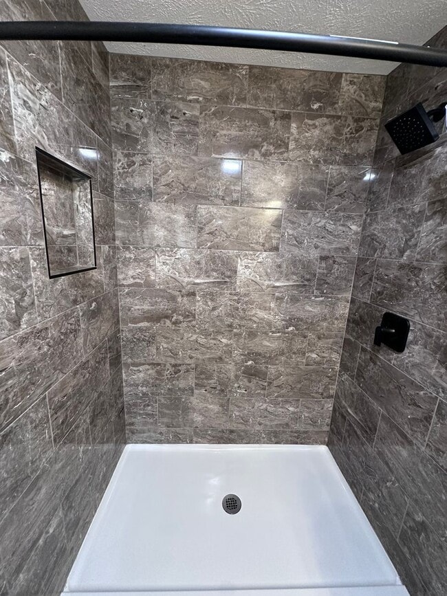 Photo - Historic Village of Manlius 1 bedroom/ 1 f... Unit 211- Apt C