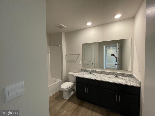 Photo - 182 Hamstead Dr