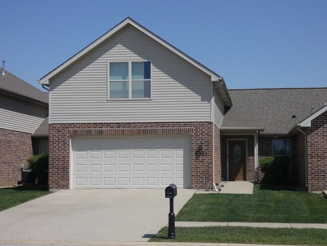 Photo - 201 E John Casey Rd Townhome