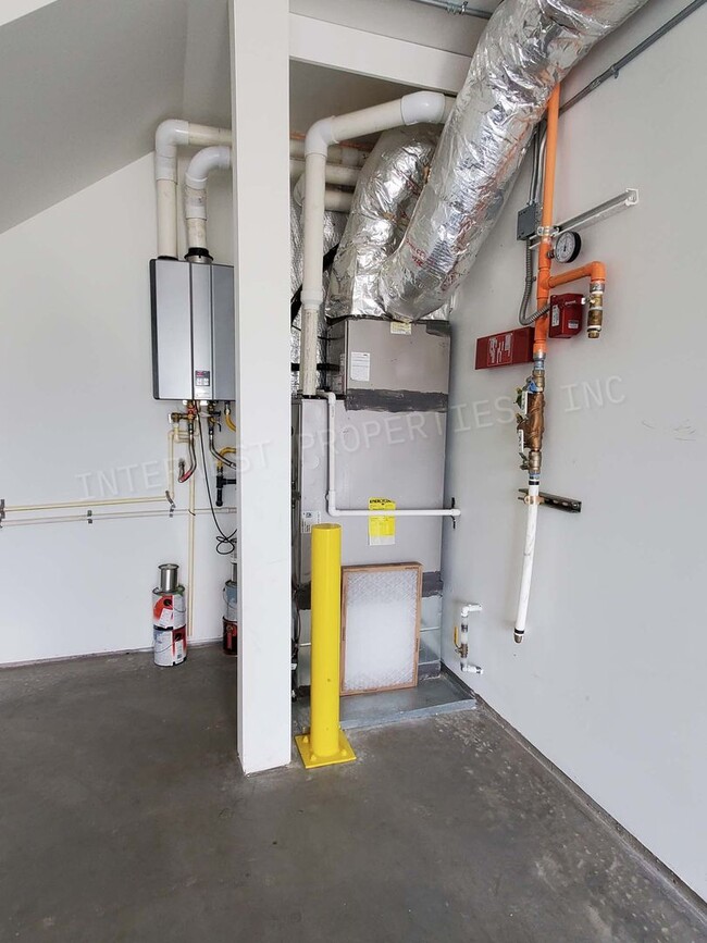 Photo - PERE02--* Unit 5284