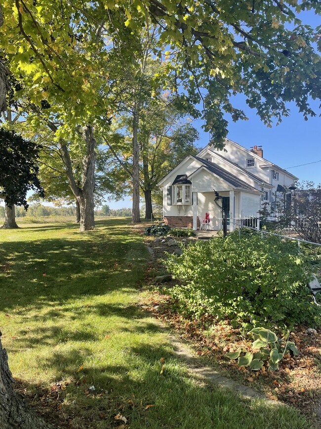 Photo - 7020 Brown Rd