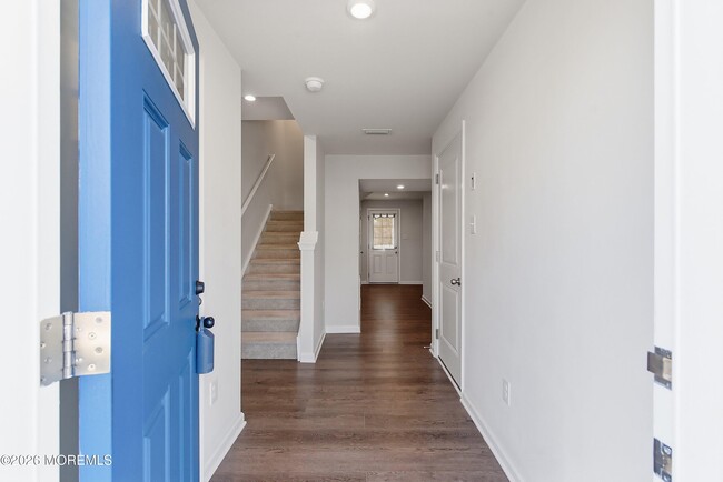 Photo - 604 Cyprus Ct