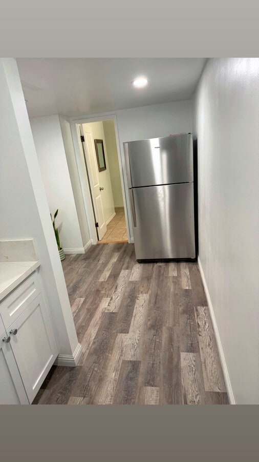 Photo - 1302 W 127th St