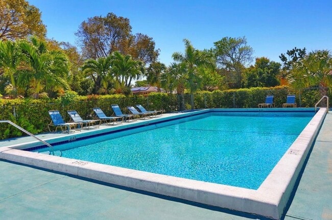 Photo - 2730 Forest Hills Blvd Unit 104