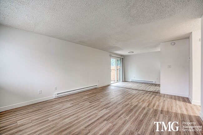 Photo - HainesF-3 Unit 3505 K Street #A