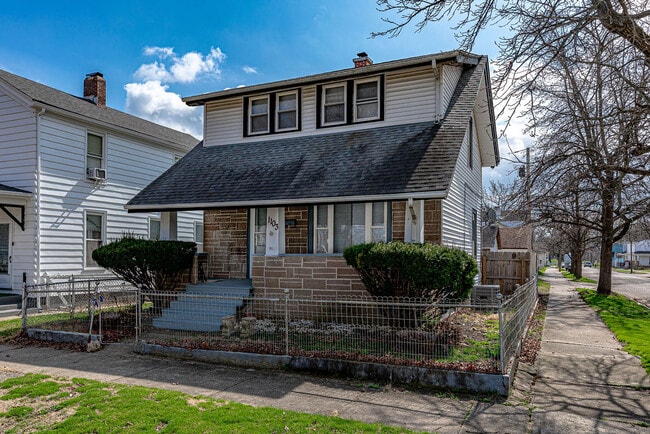 Photo - 1103 Reservoir St