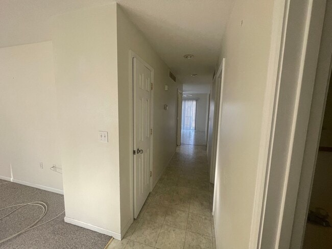 Photo - 203 Anna St Unit 203 Anna Apt A