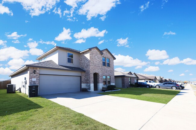 Photo - 6106 Amelia Earhart Blvd