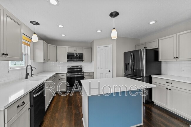 Photo - 7827 Wedgetail Drive