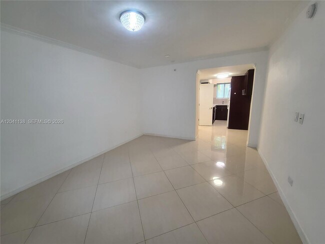 Photo - 220 Collins Ave Unit 3B