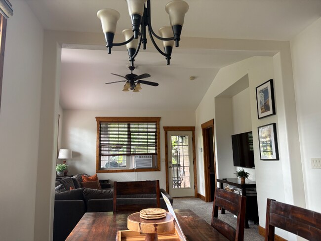 Photo - 715 Moraine Ct Unit 24