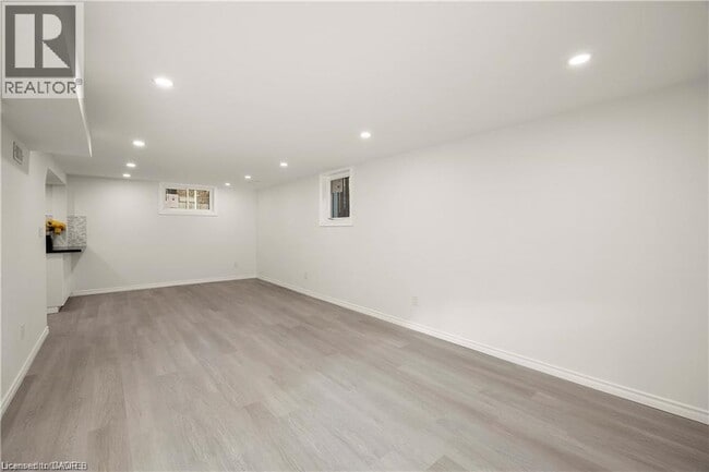 Photo - 60 Champlain Ave