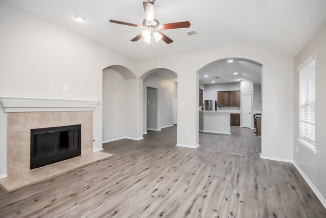 Photo - 1919 Treasure Mountain Dr