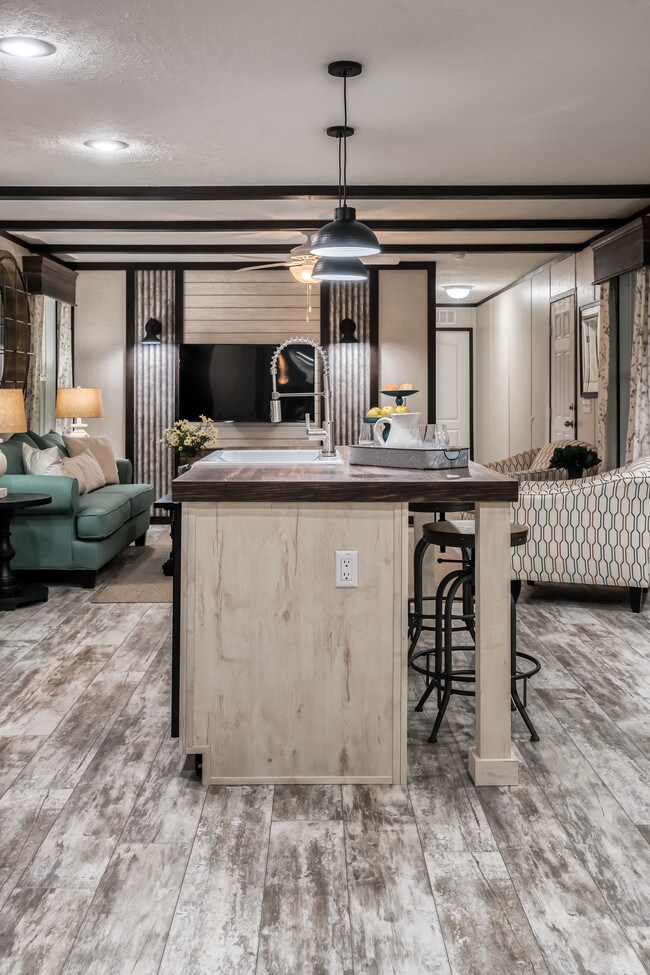 Photo - Summit Village