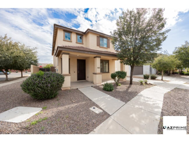 Building Photo - Stunning 3/2.5 Gilbert House in Lyon's Gate!