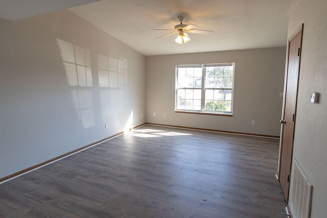 Photo - 1507 Native Dancer Ct