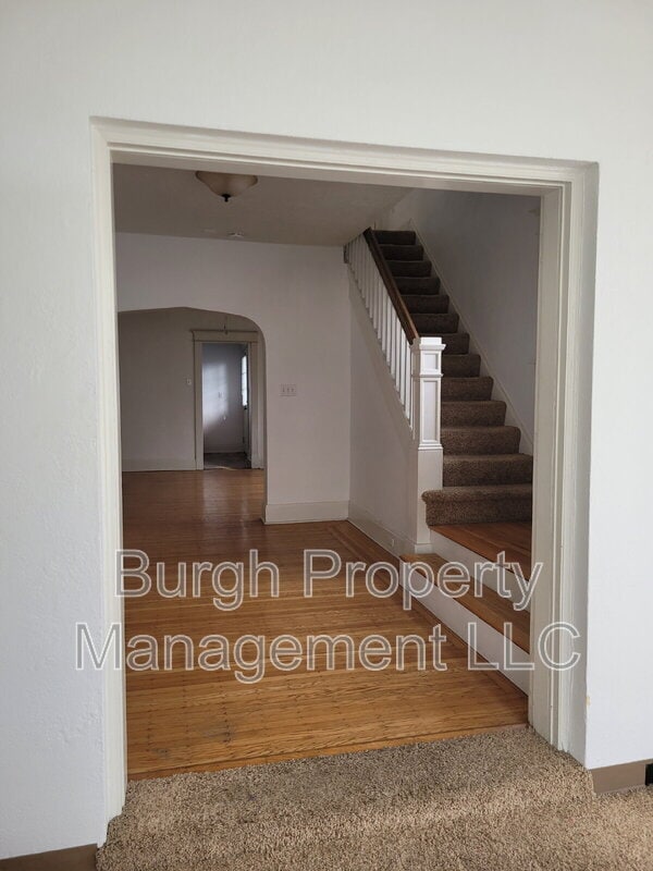 Photo - 441 Locust St
