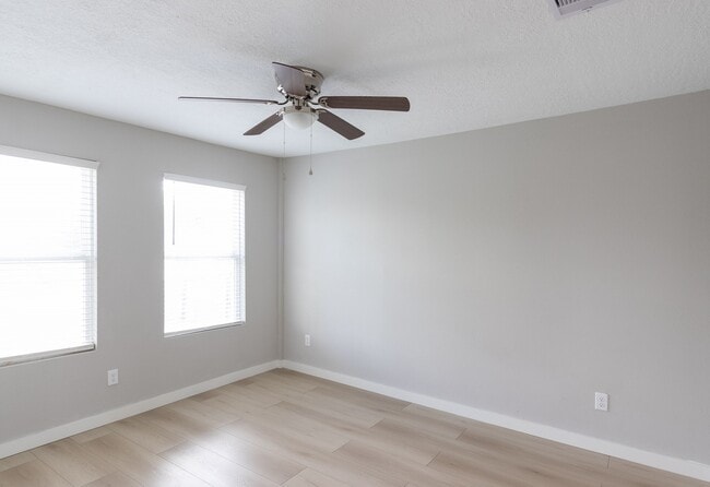 Photo - 2830 Bay Oaks Harbor Dr