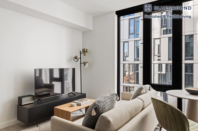 Photo - 704 Spring St Unidad SI FL26-ID457