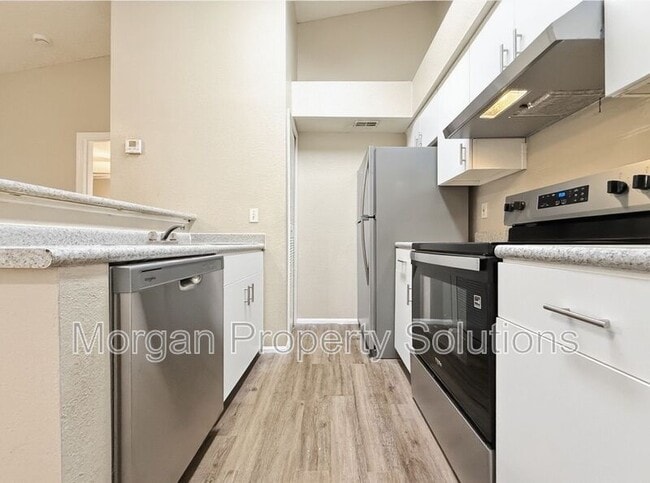 Photo - 5112 Park Central Dr Unit #631