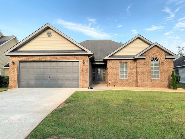 Building Photo - 110 Amber Dr