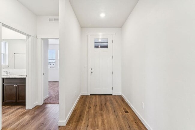 Photo - 7877 E Beaufort St