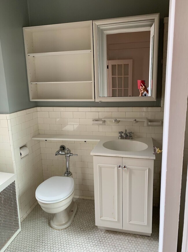 Photo - 157 E 72nd St Unit 15E