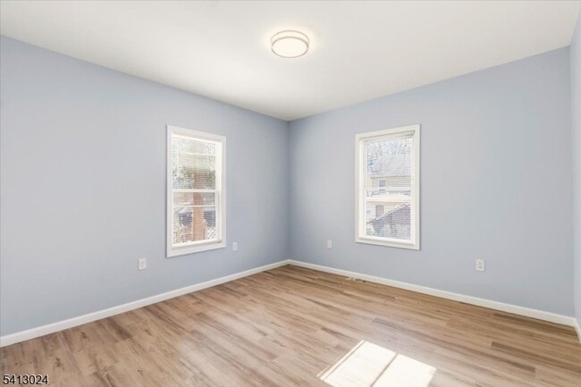 Photo - 76 Grumman Ave