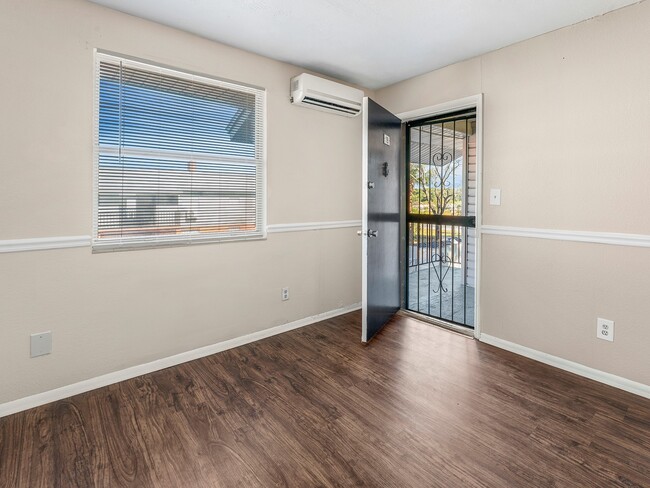 Photo - Cypress Landing