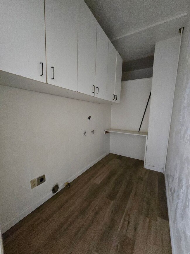 Photo - 460 Unidad 937-939 W 20th St