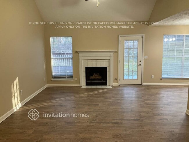 Photo - 8487 Misty Creek Cir