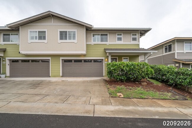 Building Photo - $4,800 /3 Bed / 2.5 Bath / FURNISHED or UNFURNISHED AVAILABLE