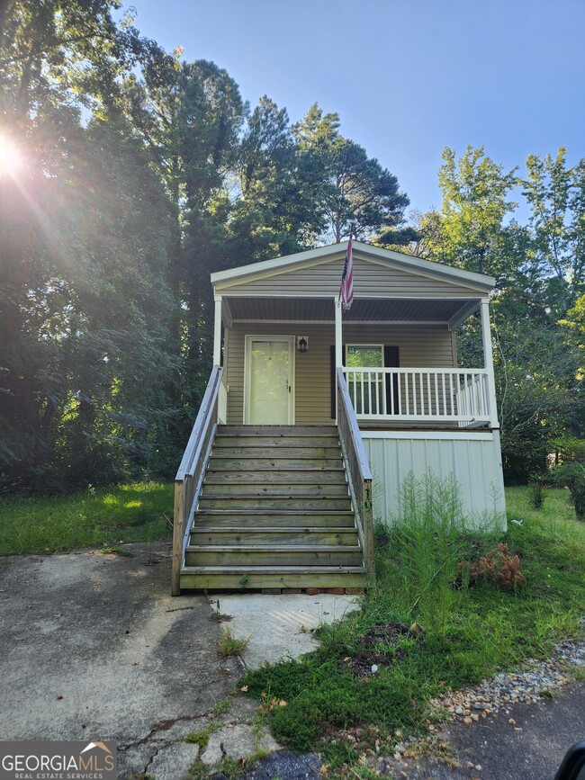 Photo - 1979 Cardell Rd House