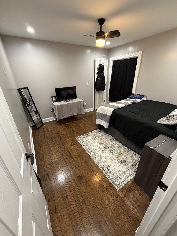 Photo - 5704 S Kilbourn Ave